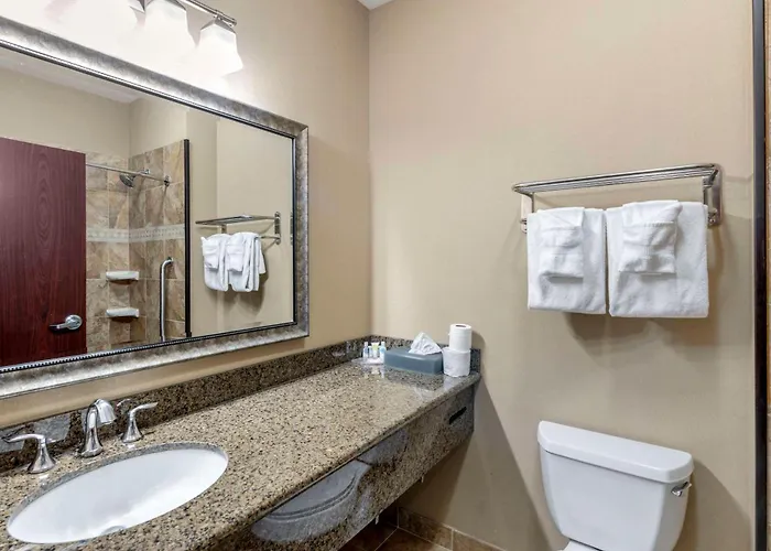 Comfort & Worth - Fossil Creek Hotel Fort Worth
