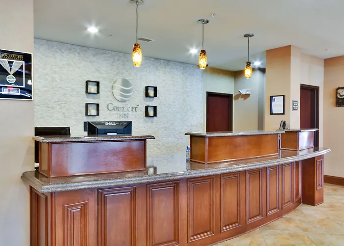 Comfort & Worth - Fossil Creek 4*