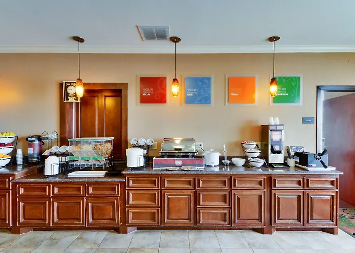 Comfort & Worth - Fossil Creek Hotel Fort Worth