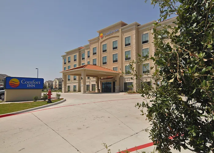 Comfort & Worth - Fossil Creek Hotel Fort Worth