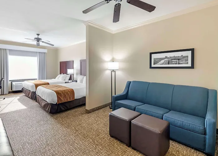 Hotel Comfort & Worth - Fossil Creek 4*