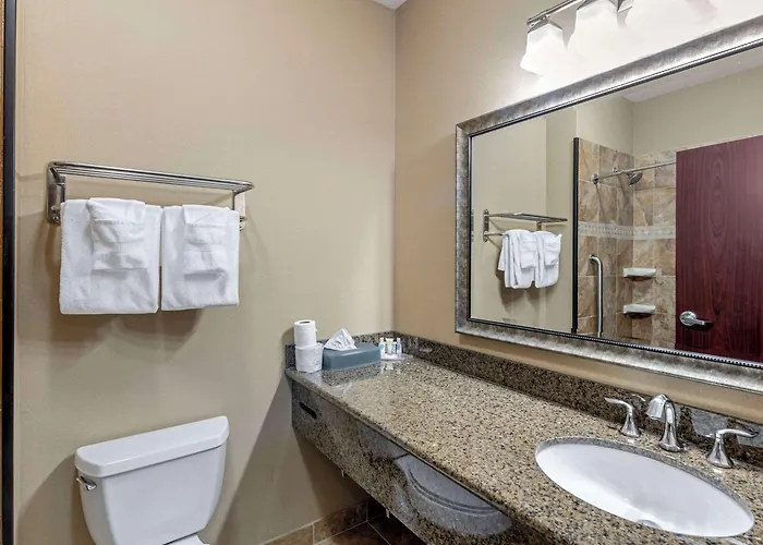 Comfort & Worth - Fossil Creek Hotel Fort Worth